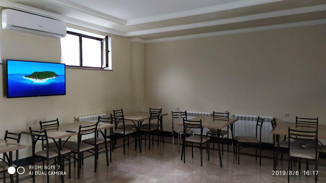 Asour Hotel Goris Exterior photo